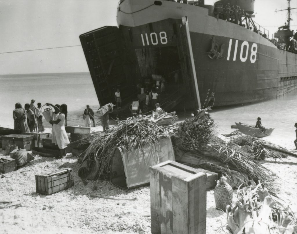 bikini Natives Loading belongings Into LST-1108