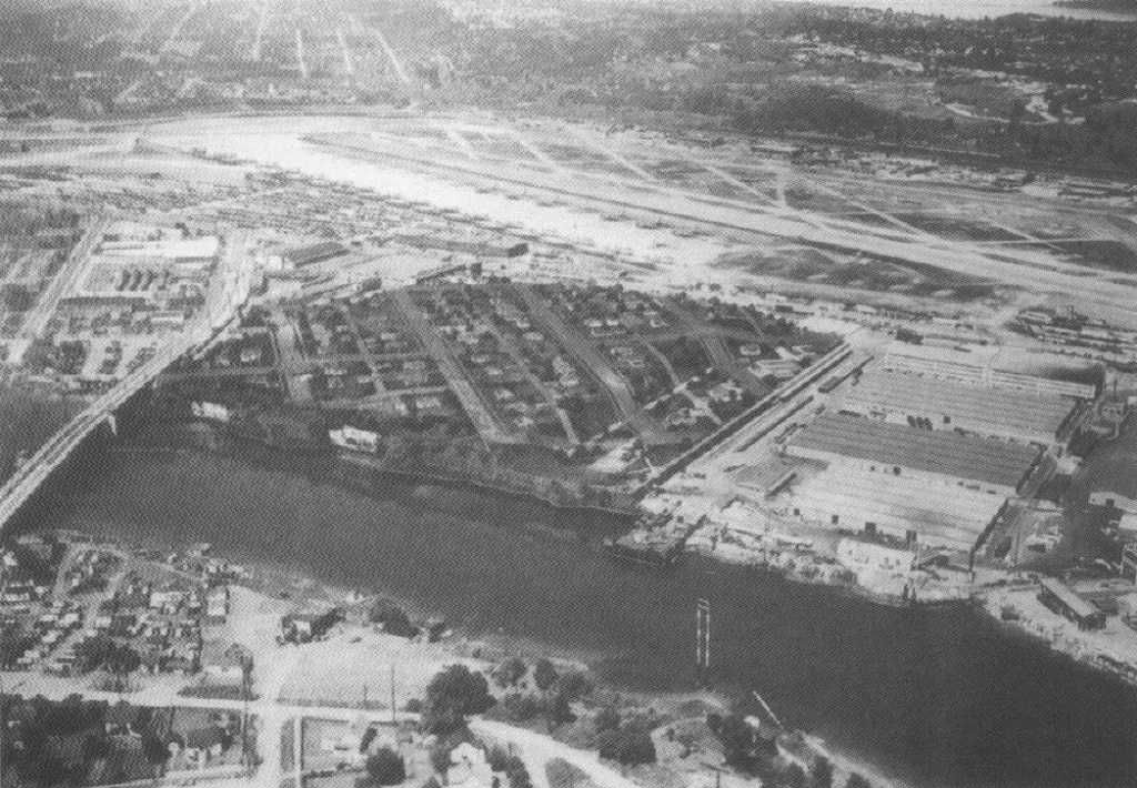Boeing Renton plant during world war 2
