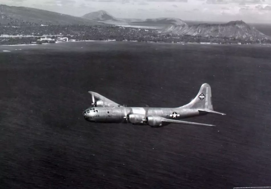 Boeing B-29B Pacusan Dreamboat flying