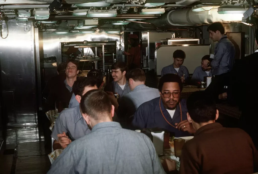 Dining at the crew mess of the USS Ohio (SSBN-726) during the 1980s.