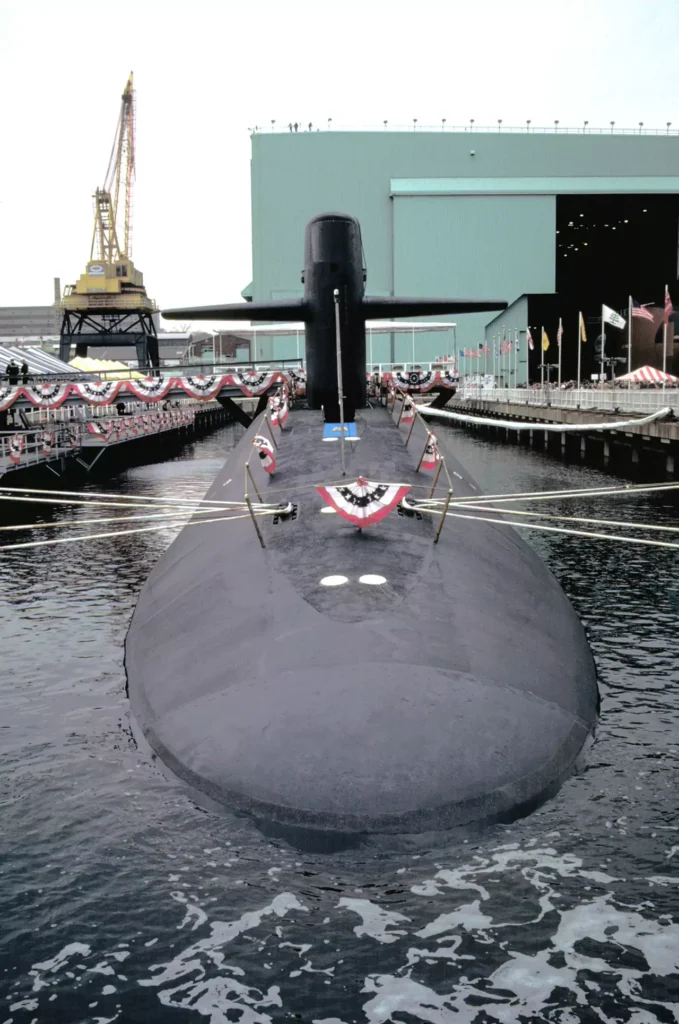 uss ohio ssbn-726 bow-on view during its commissioning