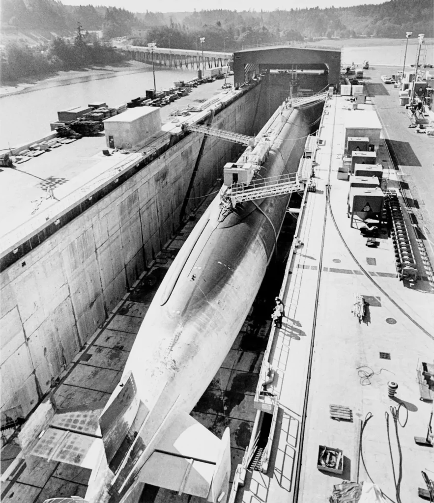 uss ohio ssbn 726 in the drydock